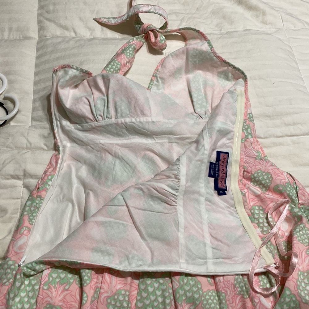 Vineyard Vines Dress - Picture 8 of 9
